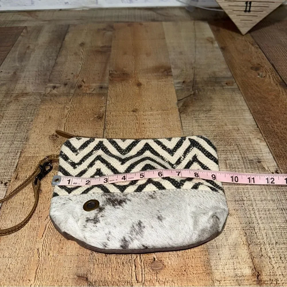Myra bag BEWILDER HAIRON WRISTLET